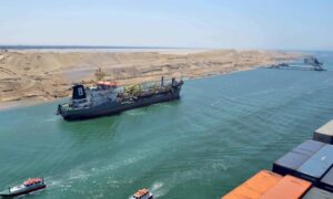 Công suất bị suy giảm khi số lượng tàu cao kỷ lục phải chuyển tuyến quanh Mũi Hảo Vọng